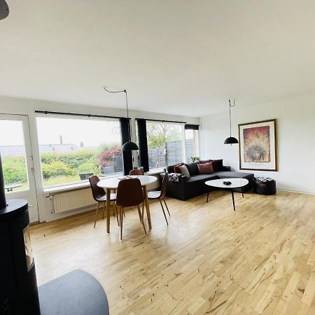 Villa Aday - Quiet And Cozy House à Aalborg Extérieur photo